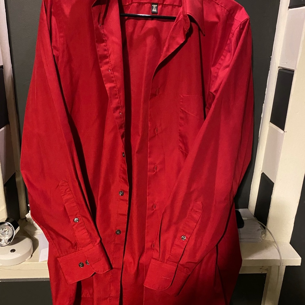 Men’s dress shirt